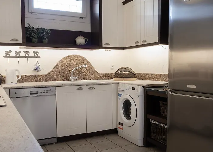 Baos Pool * Mykonos Town